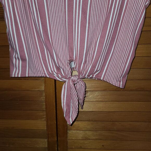 Forever 21 Stripe Knot Crop Tank Size M - Picture 5 of 7